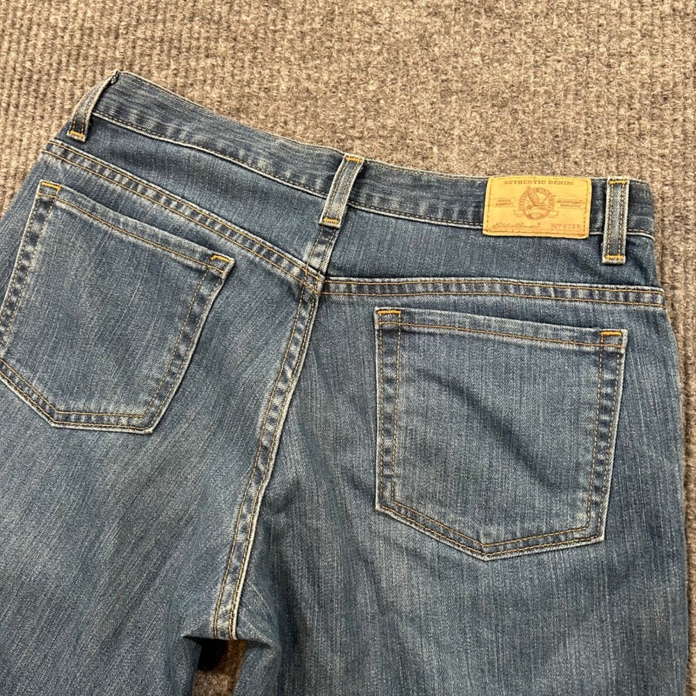 Eddie Bauer Womens Petite 6 Boot Cut Jeans Light Wash Stretch Denim Casual